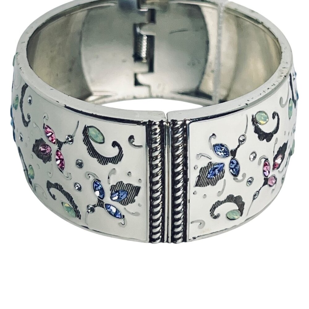 Brighton White Enamel W/ Pastel Rhinestone Flowers Hinged Bangle Bracelet (5969) - Picture 3 of 7